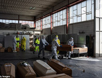 Italia lâm cảnh bế tắc: Dịch bệnh tràn lan và kinh tế bê bết