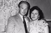 [ẢNH] Những bức hình gây ám ảnh về cuộc đời tên giết người hàng loạt được mệnh danh 