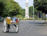 Nghịch cảnh khi Ấn Độ áp dụng lệnh giới nghiêm chống Covid-19 với 1,3 tỷ dân