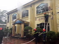 Hình ảnh vụ cháy quán Karaoke Lakeside ở Linh Đàm