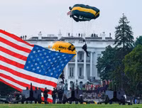 [ẢNH] Nước Mỹ kỷ niệm Ngày Quốc khánh trong bối cảnh một năm lạ thường