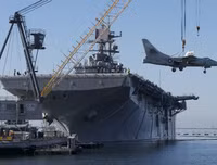 [Ảnh] Hé lộ nguyên nhân tàu tấn công đổ bộ của Hải quân Mỹ cháy dữ dội ở cảng San Diego