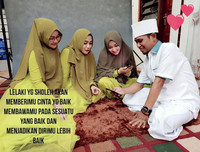 Dư luận Indonesia phẫn nộ vì màn thể hiện táo bạo của ông nghị cùng 3 bà vợ