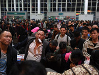 3 tỷ lượt người dịch chuyển dịp Tết Nguyên đán, Trung Quốc ứng phó thế nào?