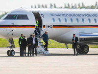 [Ảnh] Khi chuyên cơ chở nguyên thủ gặp 