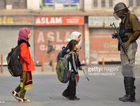 [Ảnh] Cuộc sống thường ngày ở Kashmir, nơi 