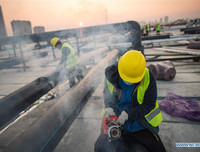 Vũ Hán thực thi giải pháp chưa từng có tiền lệ: Lập 11 bệnh viện dã chiến