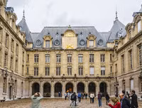 [ẢNH] Công chúa Tây Ban Nha tử vong vì Covid-19