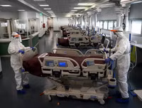 Pháp và Italia sơ tán bệnh nhân Covid-19 nhờ Đức điều trị