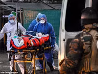 Pháp và Italia sơ tán bệnh nhân Covid-19 nhờ Đức điều trị