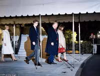 Gia đình nhà ông Donald Trump thay đổi như thế nào trong 10 năm qua?