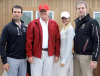 Gia đình nhà ông Donald Trump thay đổi như thế nào trong 10 năm qua?