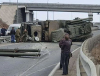 Lính Nga phải bồi thường 380.000 USD do để pháo tự hành rơi