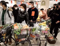 Cảnh người dân Vũ Hán đi chợ, mua sắm thời đại dịch