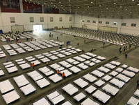 Vũ Hán thực thi giải pháp chưa từng có tiền lệ: Lập 11 bệnh viện dã chiến