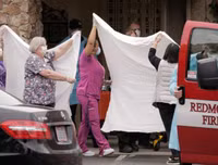 Hình ảnh người Mỹ chuẩn bị đương đầu đại dịch Covid-19