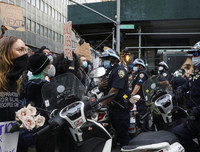 Nỗi lòng cảnh sát Mỹ: 