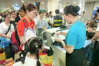 Hỗ trợ hơn 500 vé máy bay cho người lao động về quê đón Tết