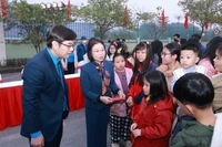 Hà Nội tổ chức 26 chuyến xe đưa 1.200 công nhân về quê đón Tết