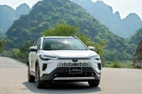 Toyota Việt Nam giảm giá bán loạt ôtô Hybrid, mức chiết khấu cao nhất tới 200 triệu đồng