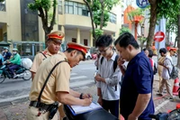 Hà Nội: Thường xuyên tổ chức kiểm tra, xử lý nghiêm học sinh vi phạm giao thông