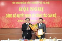 Ông Phạm Tiến Luật giữ chức Phó Giám đốc Trung tâm Phục vụ hành chính công TP Hà Nội