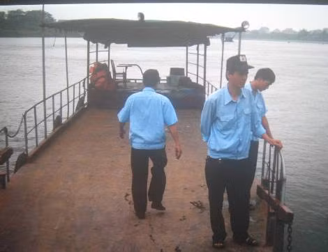 Đình chỉ hoạt động bến đò chui ở phường Ngọc Thụy ảnh 6