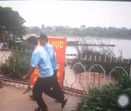 Đình chỉ hoạt động bến đò chui ở phường Ngọc Thụy ảnh 5