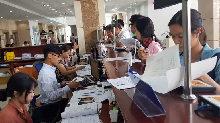 Nhiều người lo ngại về thông tin đổi thẻ căn cước công dân mà không khai báo kịp thời với cơ quan thuế có thể bị phạt