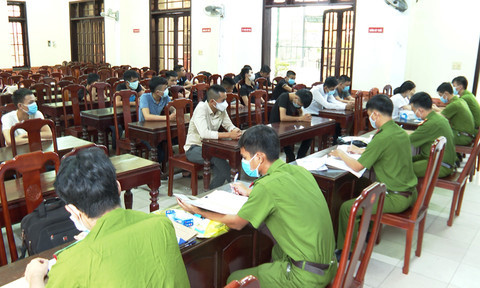 Tất cả các đối tượng qua xét nghiệm đều dương tính với ma túy Tất cả các đối tượng qua xét nghiệm đều dương tính với ma túy