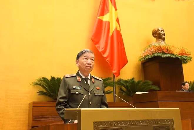 Đại tướng Tô Lâm báo cáo trước Quốc hội