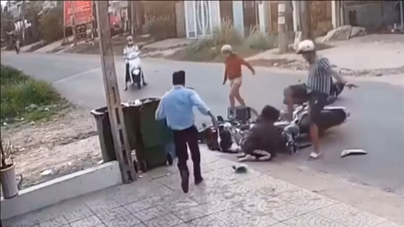 Lê Tấn Thành lao vào hành hung nữ sinh ở Bình Dương sau va chạm giao thông