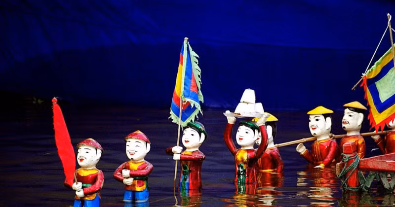 Liên hoan là sự kiện văn hóa nhằm thúc đẩy mối quan hệ hợp tác trong lĩnh vực văn hóa - nghệ thuật giữa Việt Nam và các nước trên thế giới