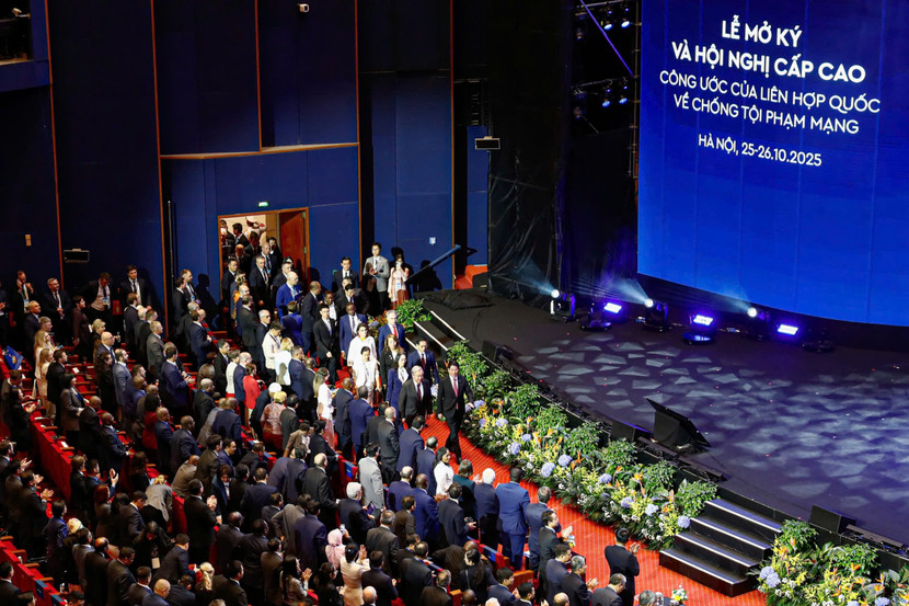 Các đại biểu tới dự Lễ mở ký Công ước của Liên hợp quốc về Chống tội phạm mạng