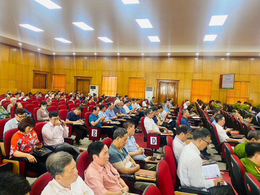 Hội nghị triển khai đến đội ngũ cán bộ cơ sở Hội nghị triển khai đến đội ngũ cán bộ cơ sở