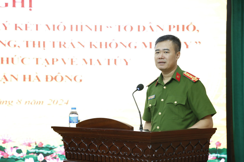 Đại tá Nguyễn Ngọc Quyền - Trưởng Công an quận, Phó Trưởng ban thường trực Ban Chỉ đạo 89 quận phát biểu khai mạc hội nghị