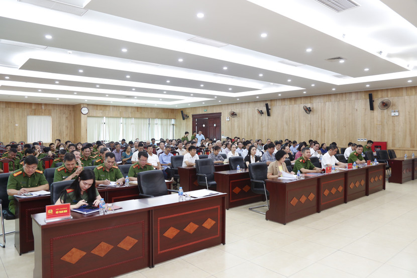 Toàn cảnh hội nghị