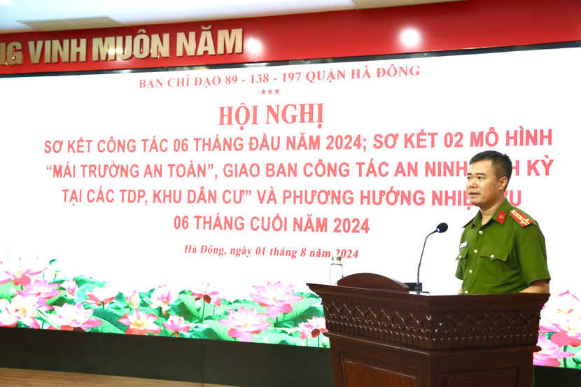 Đại tá Nguyễn Ngọc Quyền phát biểu khai mạc và đáp từ, bế mạc hội nghị