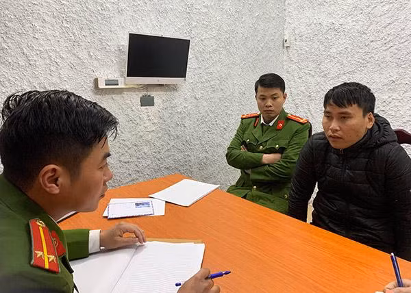 CAH Thường Tín đấu tranh với Nguyễn Văn Tùng