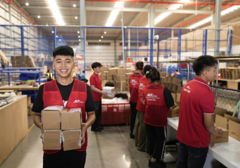 J&T Express đặt mục tiêu cung cấp giải pháp vận chuyển phù hợp cho nhiều loại hình doanh nghiệp J&T Express đặt mục tiêu cung cấp giải pháp vận chuyển phù hợp cho nhiều loại hình doanh nghiệp