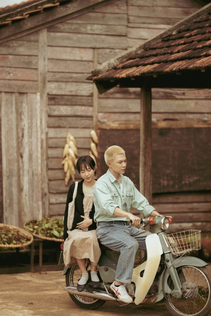 Vợ chồng Anh Tú - Diệu Nhi trong phim "Gặp lại chị bầu" dẫn đầu trong hạng mục khán giả bình chọn