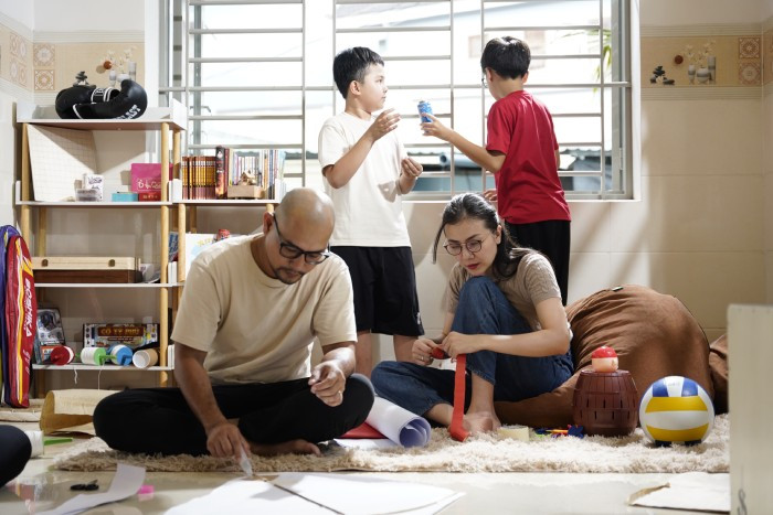 Vợ chồng Huỳnh Đông - Ái Châu bất ngờ là khách mời trong tập 1