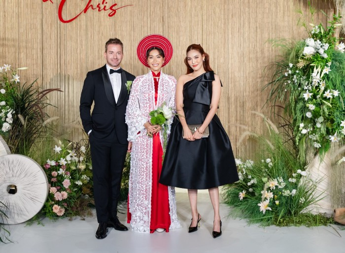 Siêu mẫu Lan Khuê và Minh Tú vừa nối lại quan hệ bạn bè sau 8 năm giận hờn