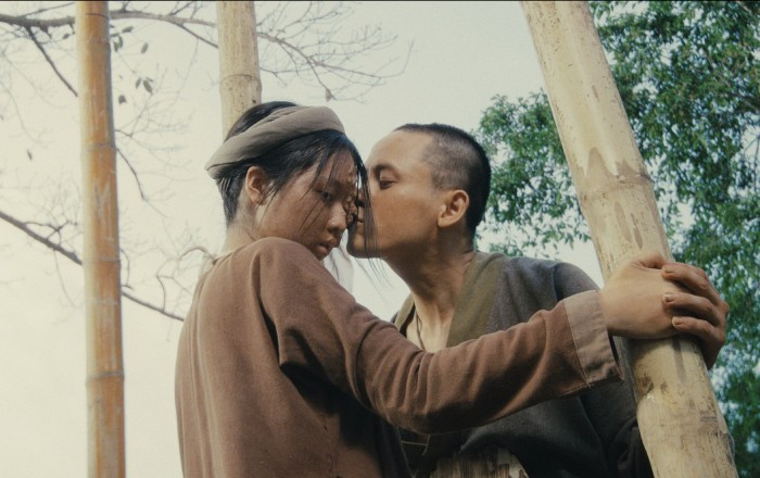 Doãn Hoàng và Lâm Thanh Mỹ trong phim "Cám"