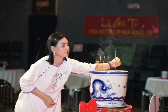 Nghệ sĩ Cát Phượng