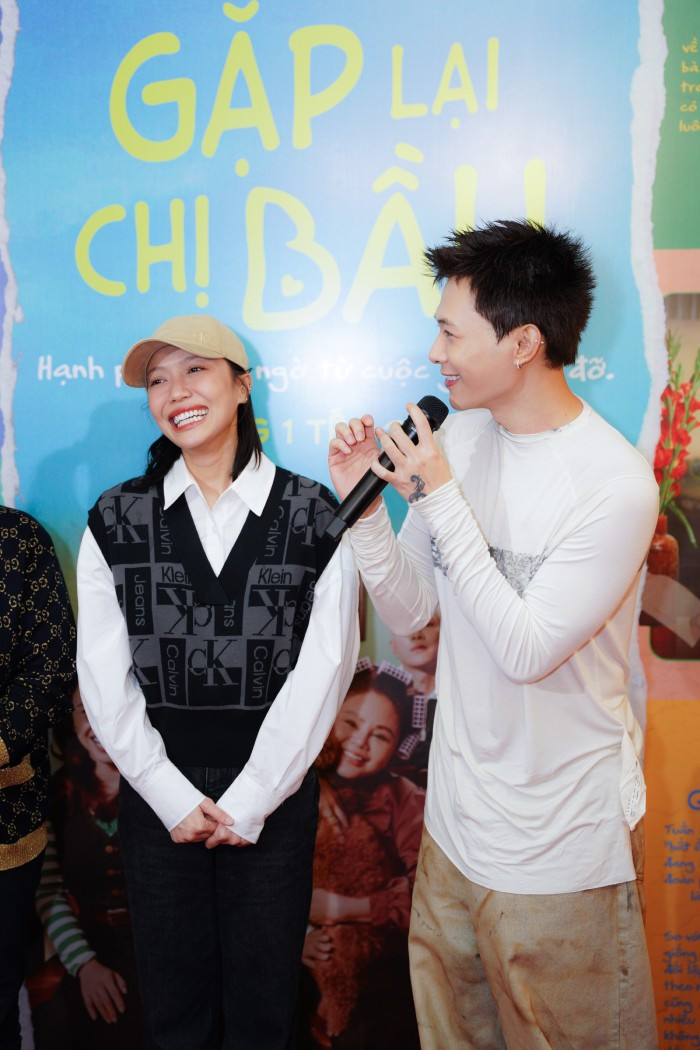 Cặp đôi Anh Tú - Diệu Nhi cũng không có thời gian để "lên đồ" như nhiều sự kiện khác Cặp đôi Anh Tú - Diệu Nhi cũng không có thời gian để "lên đồ" như nhiều sự kiện khác