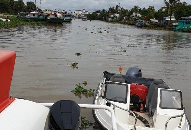 Lực lượng chức năng tìm kiếm số người mất tích Lực lượng chức năng tìm kiếm số người mất tích