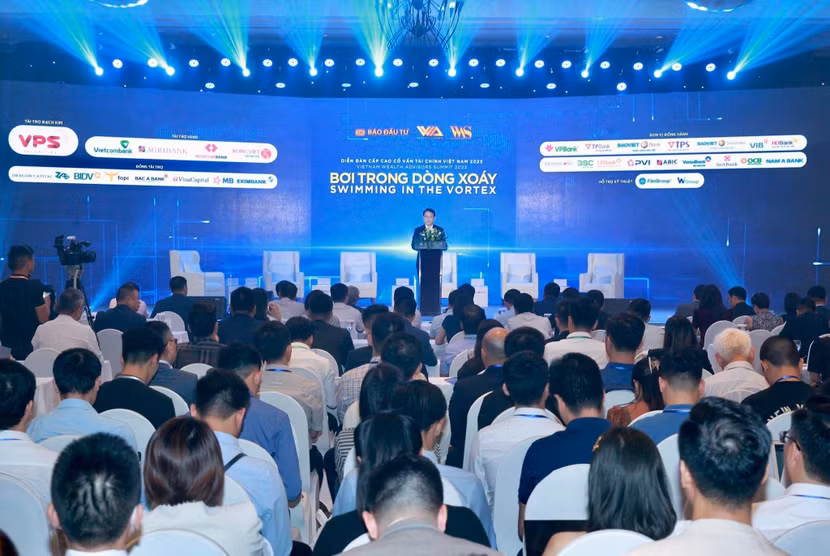 Các nhà quản lý, chuyên gia đã chỉ ra hàng loạt khó khăn đối với nền kinh tế và doanh nghiệp Các nhà quản lý, chuyên gia đã chỉ ra hàng loạt khó khăn đối với nền kinh tế và doanh nghiệp