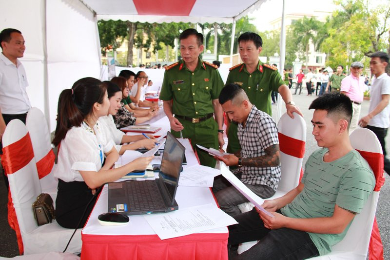 Cần thường xuyên trang bị kiến thức trên nhiều lĩnh vực cho người có quá khứ lầm lỗi (ảnh minh họa)