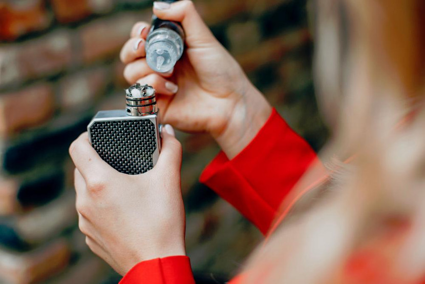 Sự việc là lời cảnh tỉnh phụ huynh trong việc theo dõi chặt chẽ con em mình trước sự cám dỗ của thuốc lá điện tử Sự việc là lời cảnh tỉnh phụ huynh trong việc theo dõi chặt chẽ con em mình trước sự cám dỗ của thuốc lá điện tử